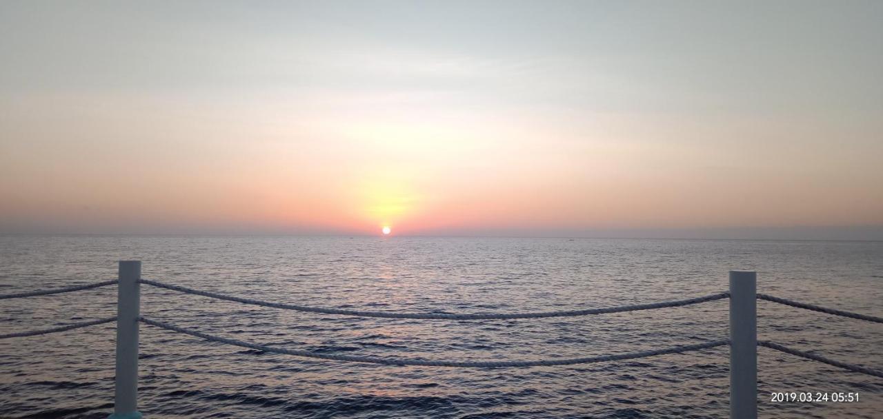 Seascape Beach Resort 奥斯洛布 外观 照片