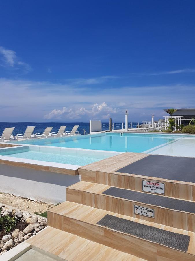 Seascape Beach Resort 奥斯洛布 外观 照片